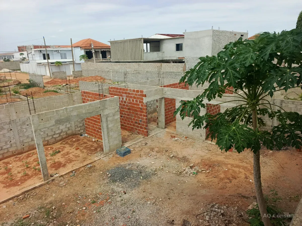 Residência T5, Vila Israel, Zona Verde